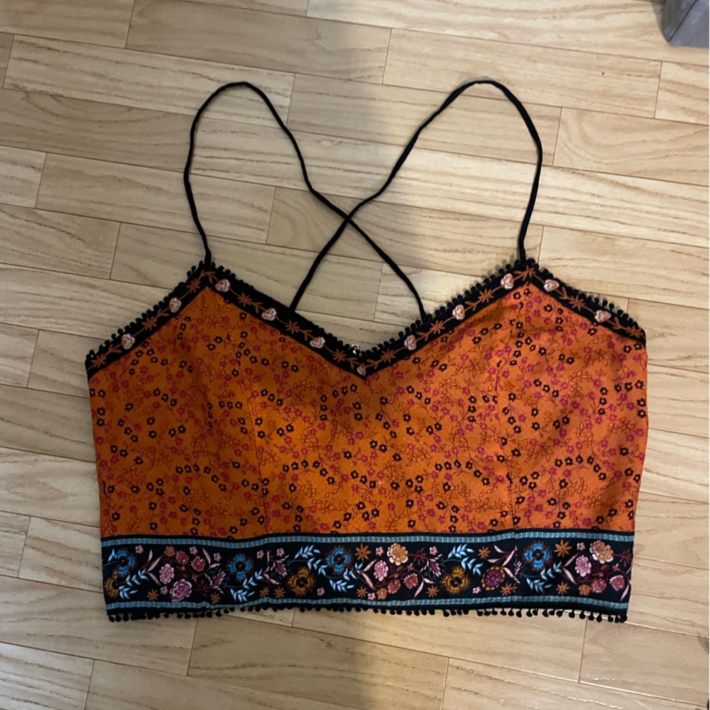 Crop top size 8